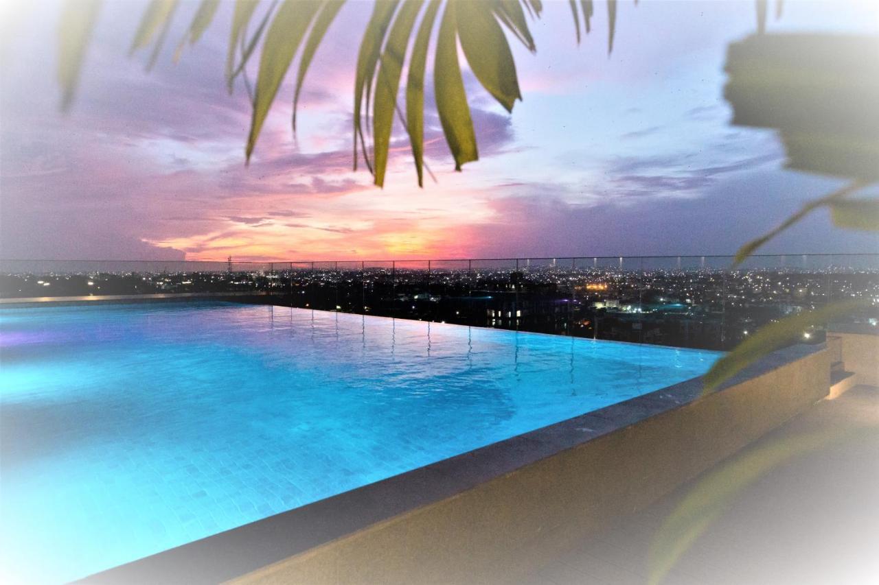 Accra Luxury Apartments @ The Lennox Εξωτερικό φωτογραφία